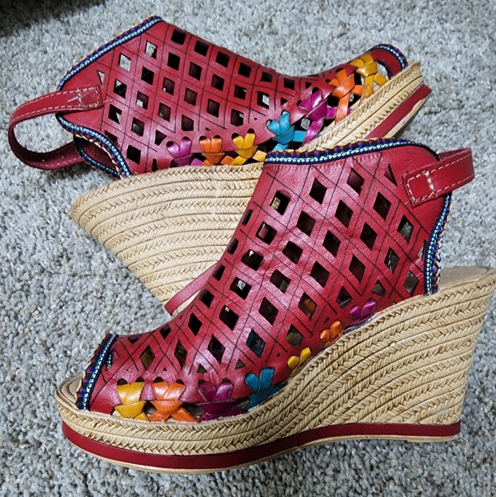 Solei | Women's Wedge Sandal Heels | Red | 8 | NWOT - Picture 2 of 4